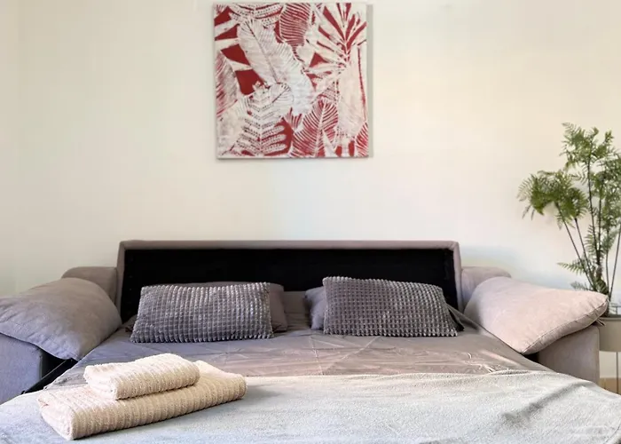 In Cristianos Balcony And On Foot 公寓