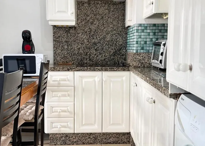 In Cristianos Balcony And On Foot 洛斯克里斯蒂亚诺斯