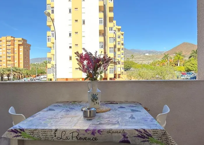 In Cristianos Balcony And On Foot 洛斯克里斯蒂亚诺斯