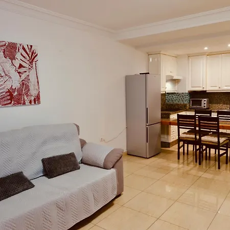 In Cristianos Balcony And On Foot Lägenhet Los Cristianos (Tenerife)