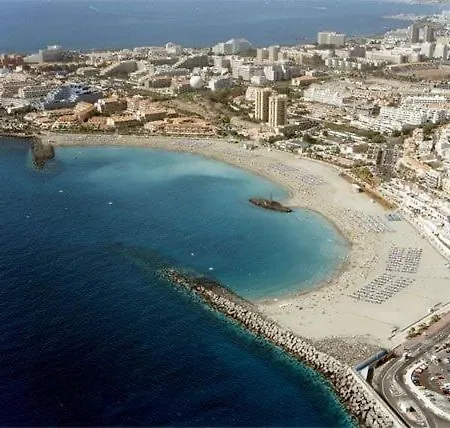 In Cristianos Balcony And On Foot Lägenhet *